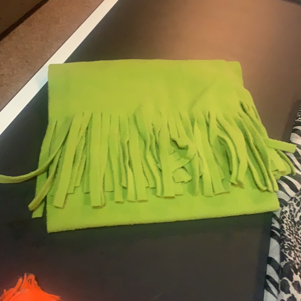 Assorted Scarves - Picture 3 of 5